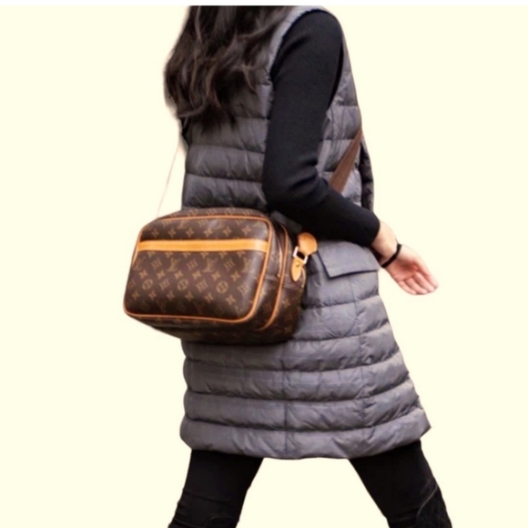 Louis Vuitton Reporter crossbody Bag. - Picture 14 of 14